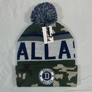 ChokoLids Premium Embroidered Winter Pom Beanie Hat Dallas Cowboys Camo SP400